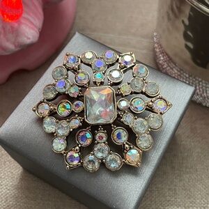 ✨Vintage Gold and Opal Brooche✨Preloved STUNNING